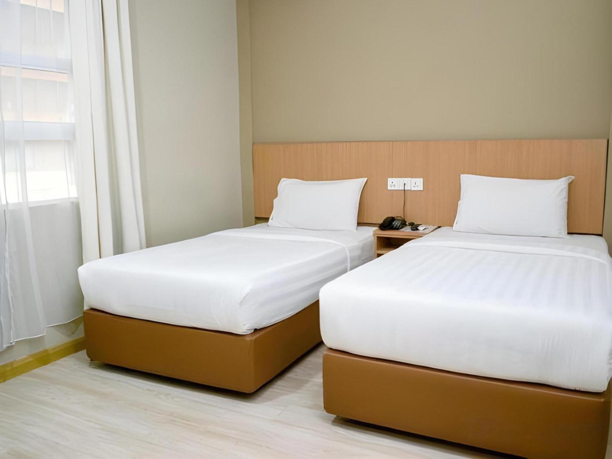 Capital O 89344 Avenue Hotel 3*