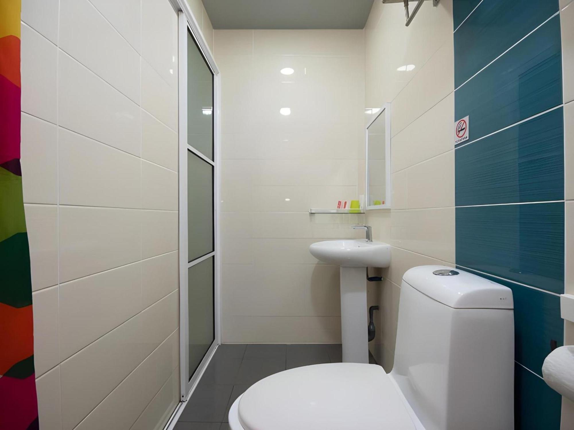 Capital O 89344 Avenue Hotel